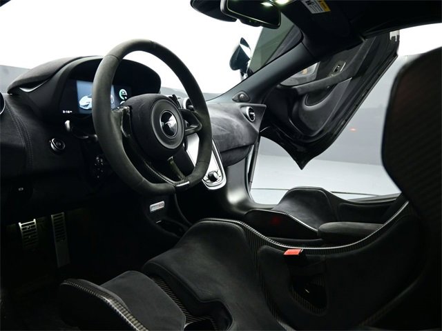 Used 2020 McLaren 600LT Spider image 5