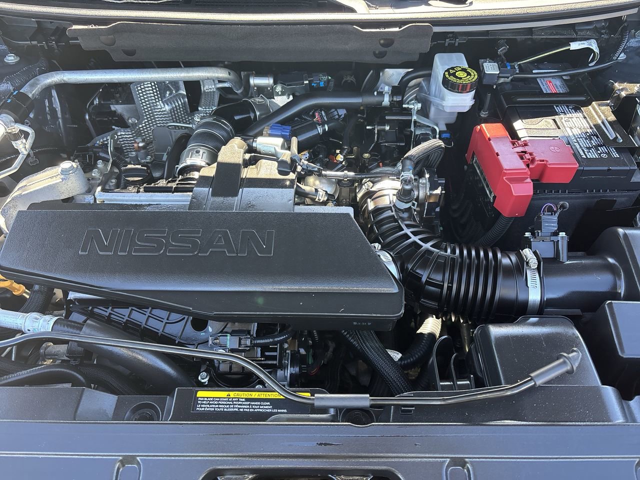 Used 2024 Nissan Rogue S image 9