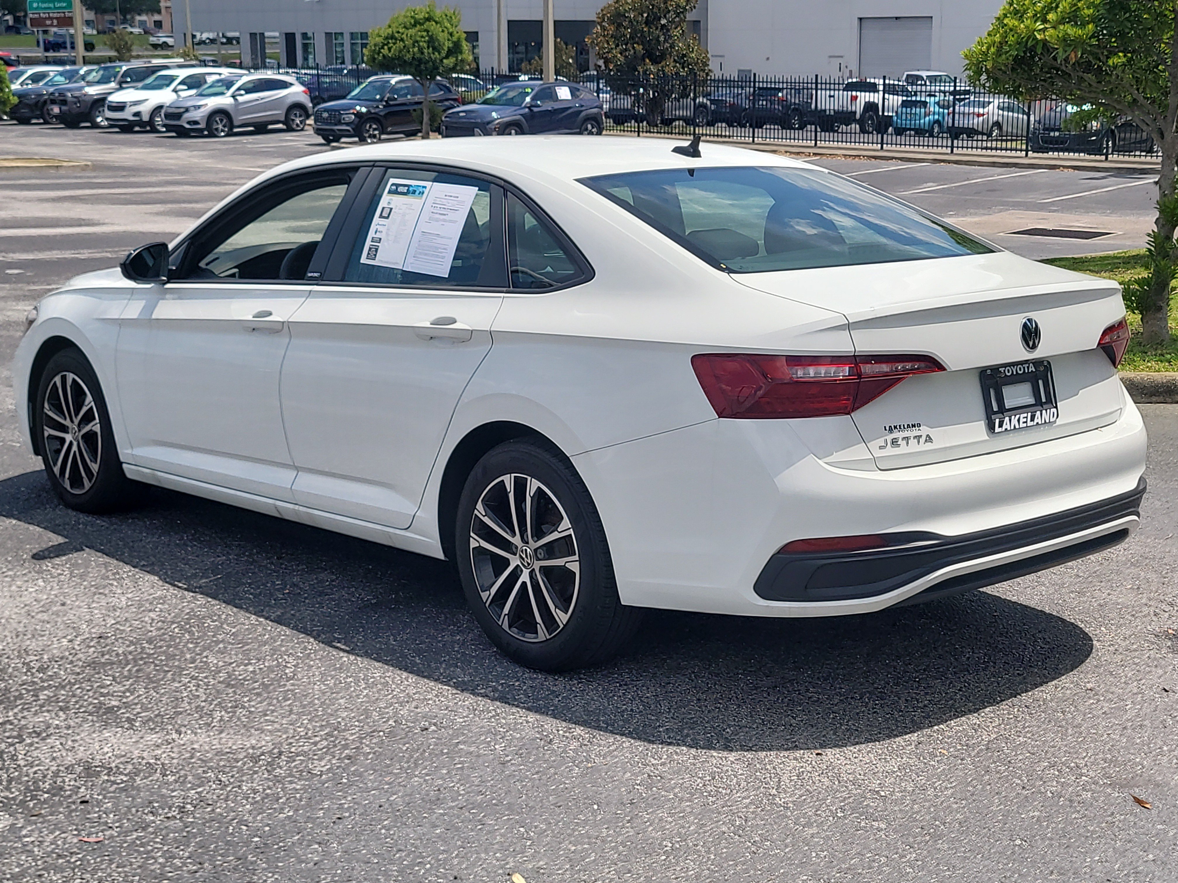 Used 2023 Volkswagen Jetta Sport FWD image 5