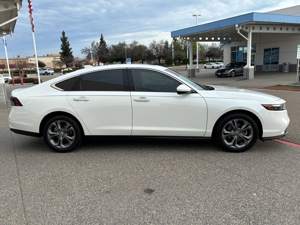 Used 2024 Honda Accord EX image 4