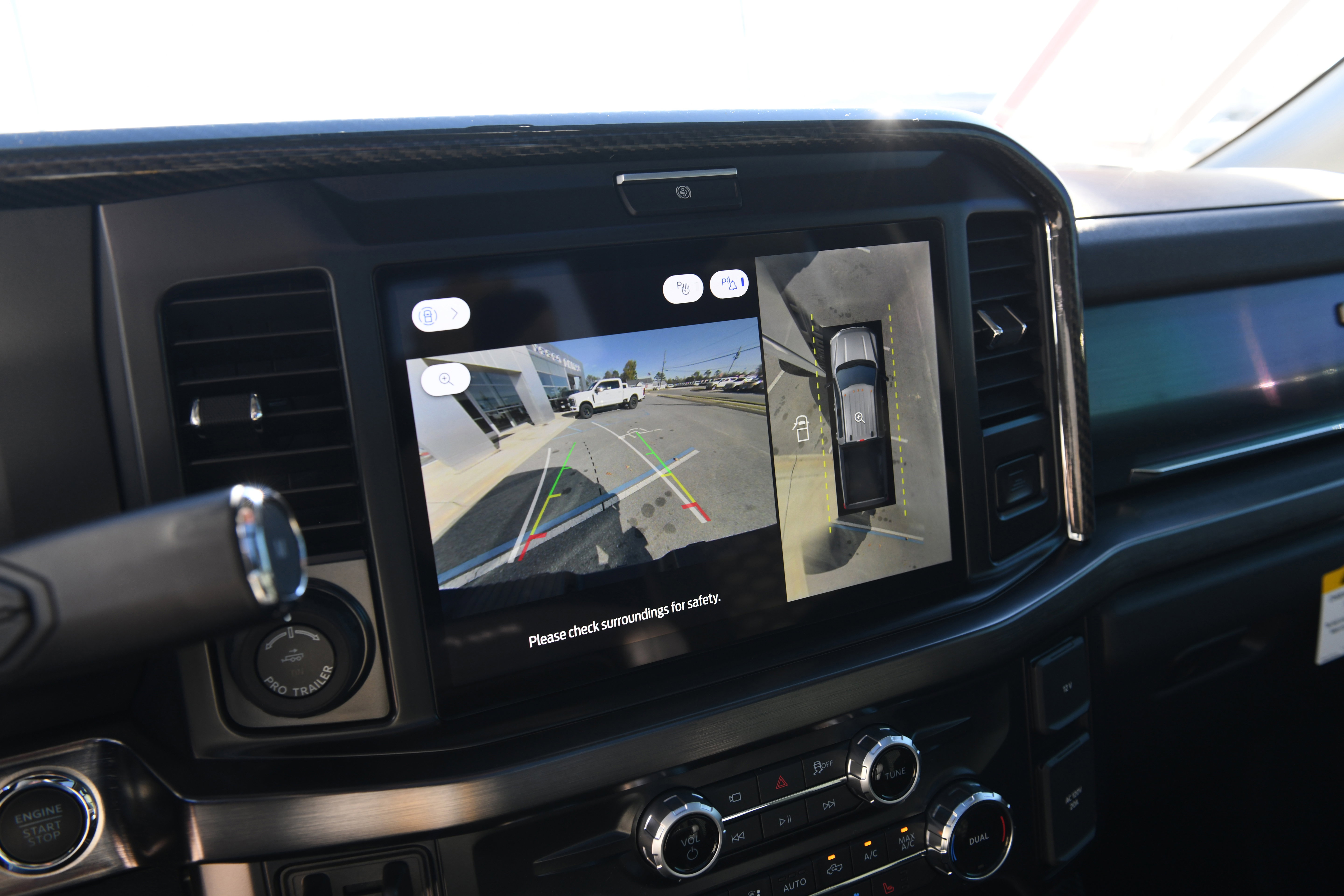 New 2026 Ford F250 Lariat w/ Black Appearance Package image 40