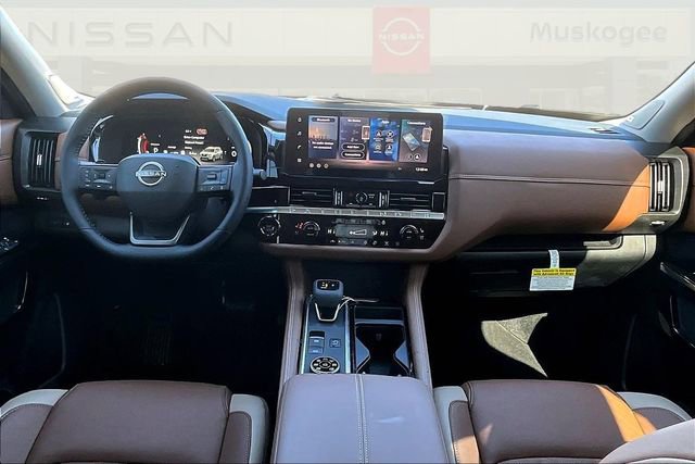 New 2026 Nissan Pathfinder Platinum image 7