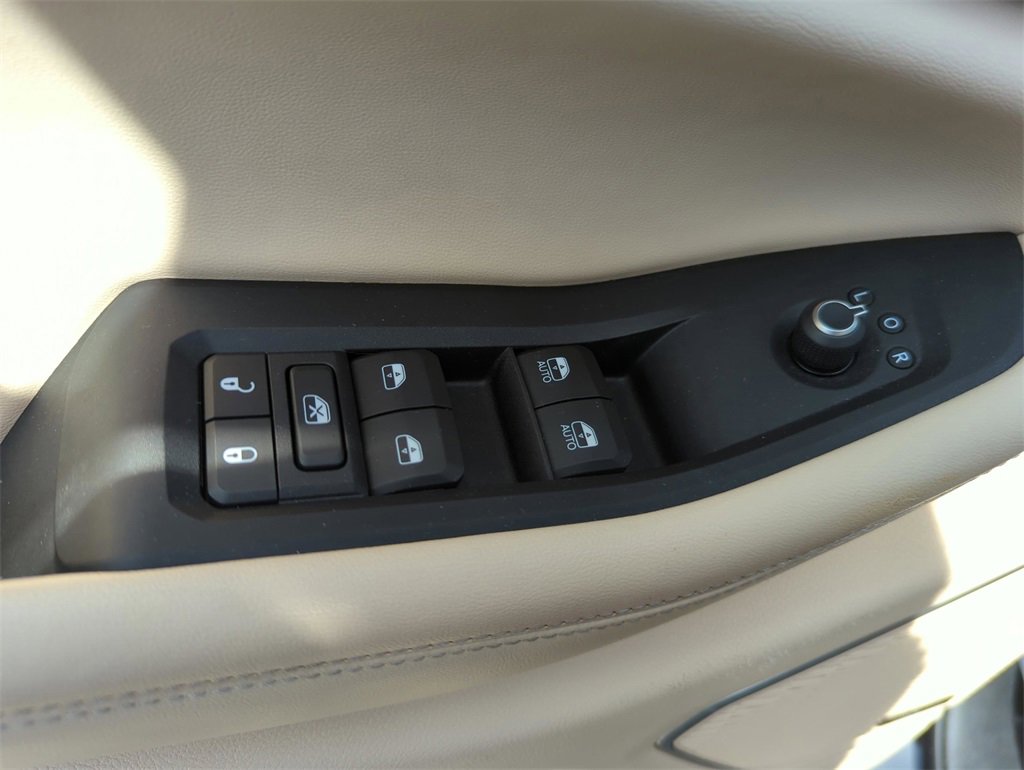 Used 2022 Jeep Grand Cherokee Limited image 26