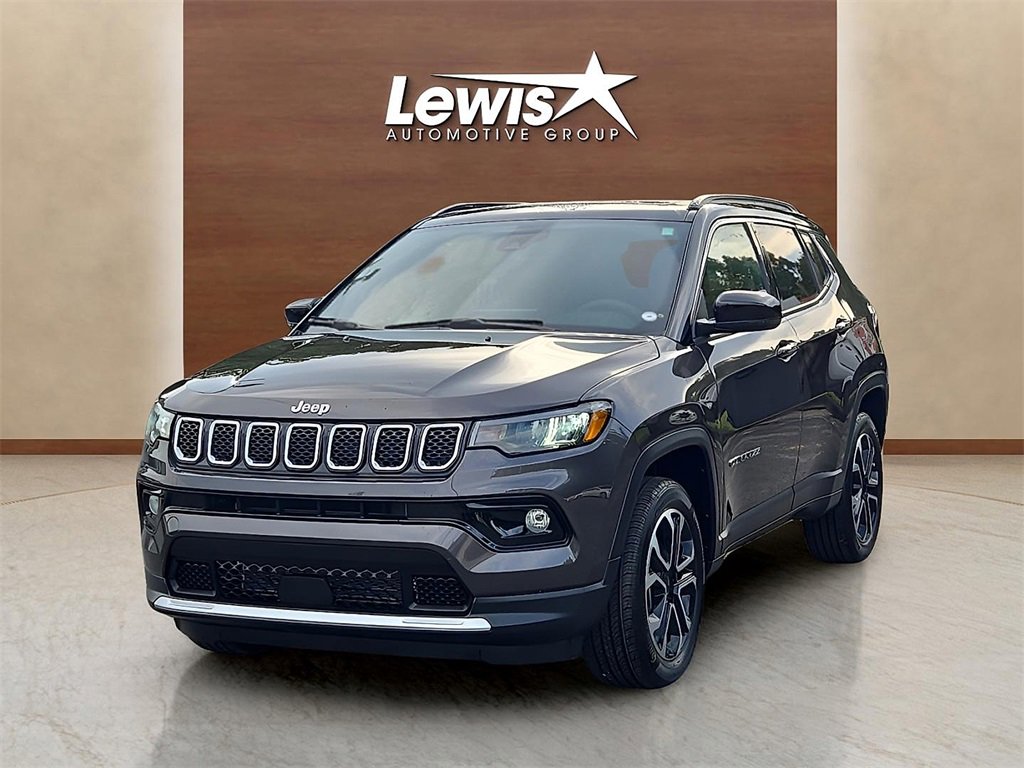 Used 2024 Jeep Compass Limited w/ Sun and Sound Group image 2