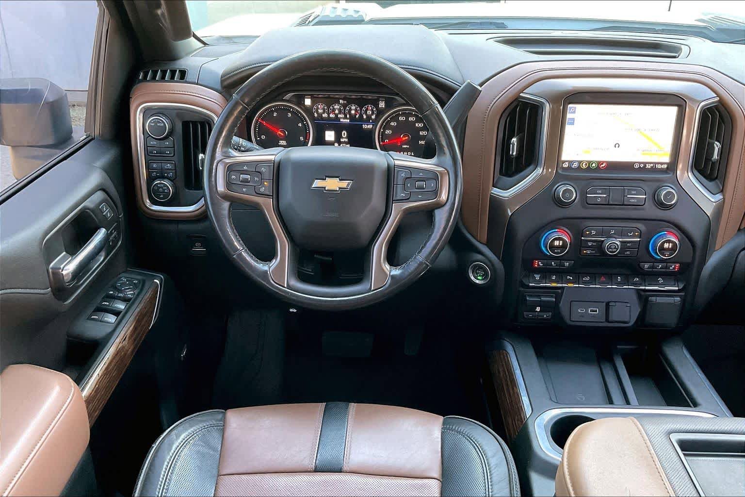 Used 2022 Chevrolet Silverado 2500 High Country w/ Technology Package image 7