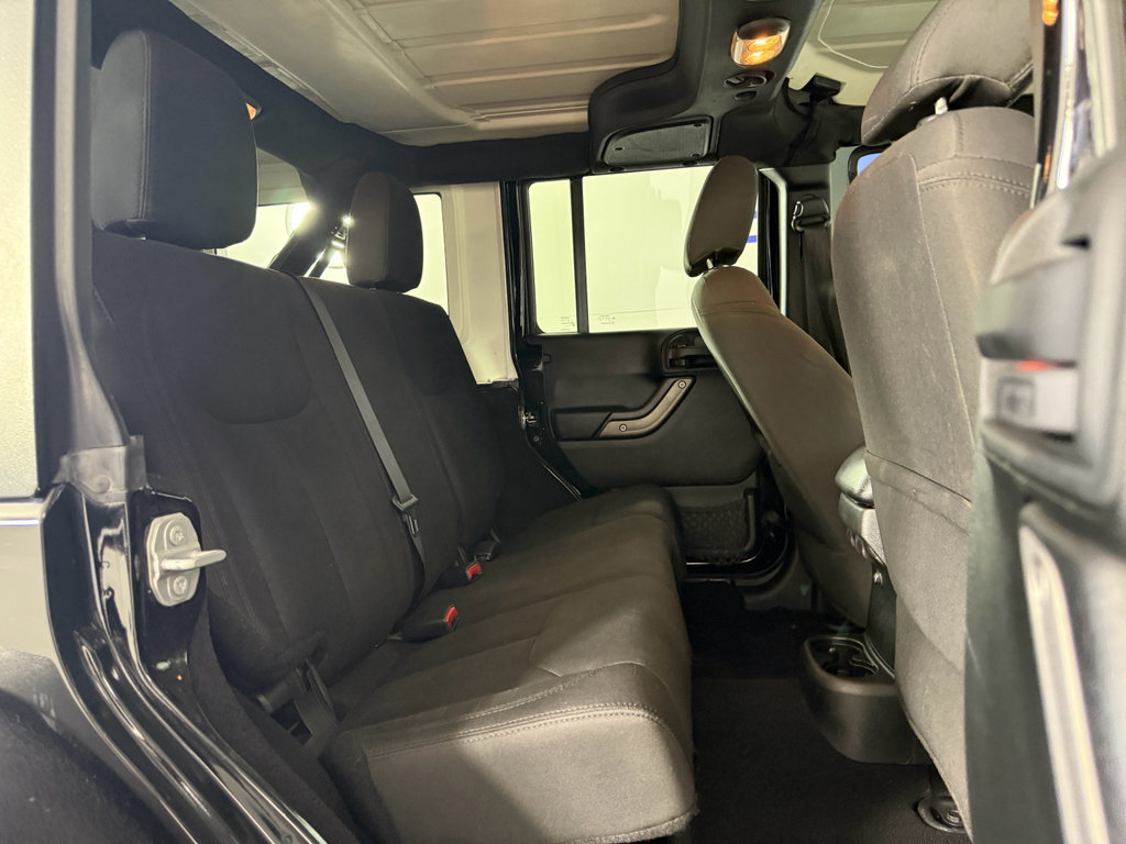 Used 2018 Jeep Wrangler Unlimited Sport S image 16