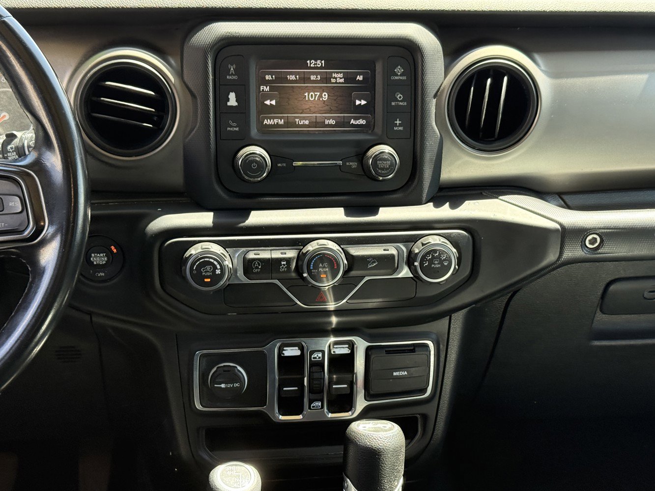 Used 2020 Jeep Wrangler Unlimited Sport S AWD/4WD image 22