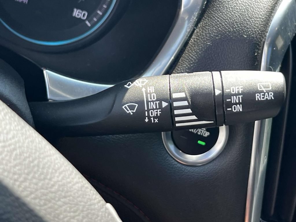 Used 2023 Chevrolet Traverse RS AWD/4WD image 24