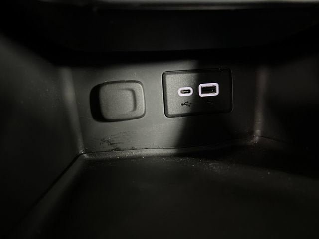 Certified 2021 GMC Acadia SLE w/ Driver Convenience Package FWD image 34