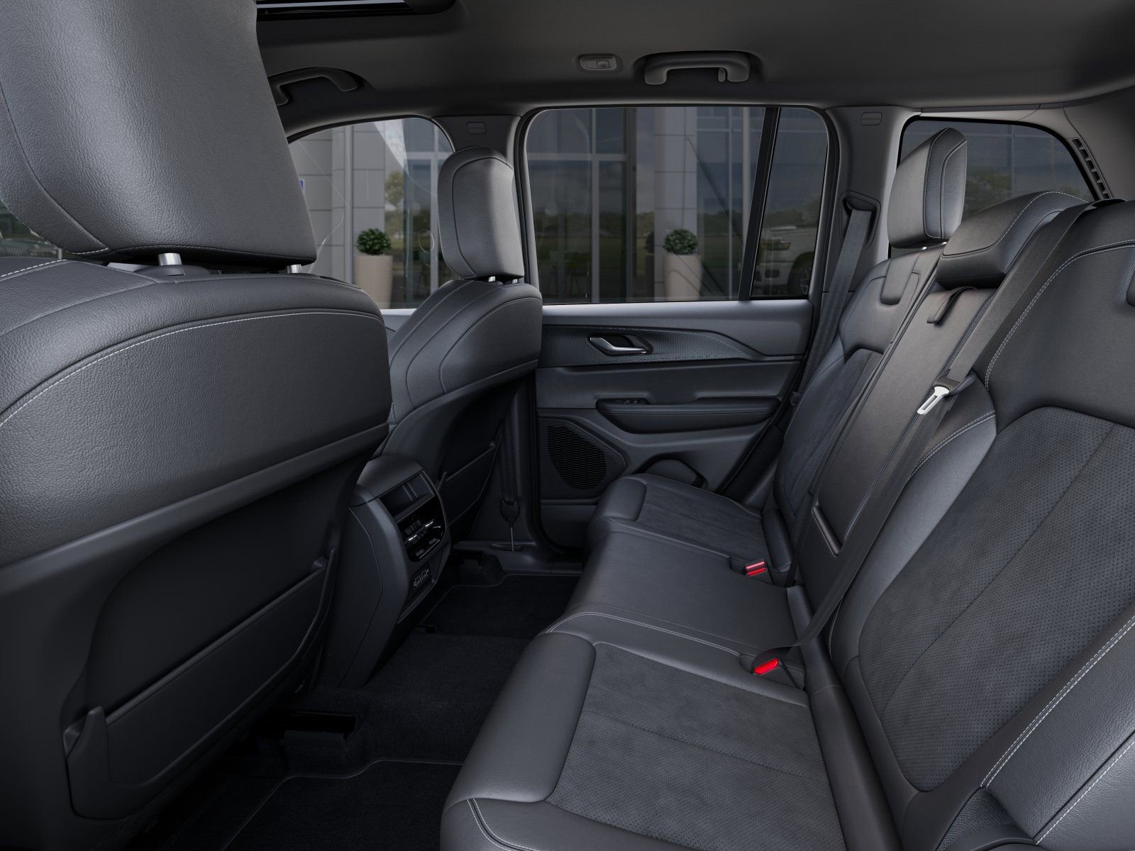 New 2025 Jeep Grand Cherokee Altitude image 23