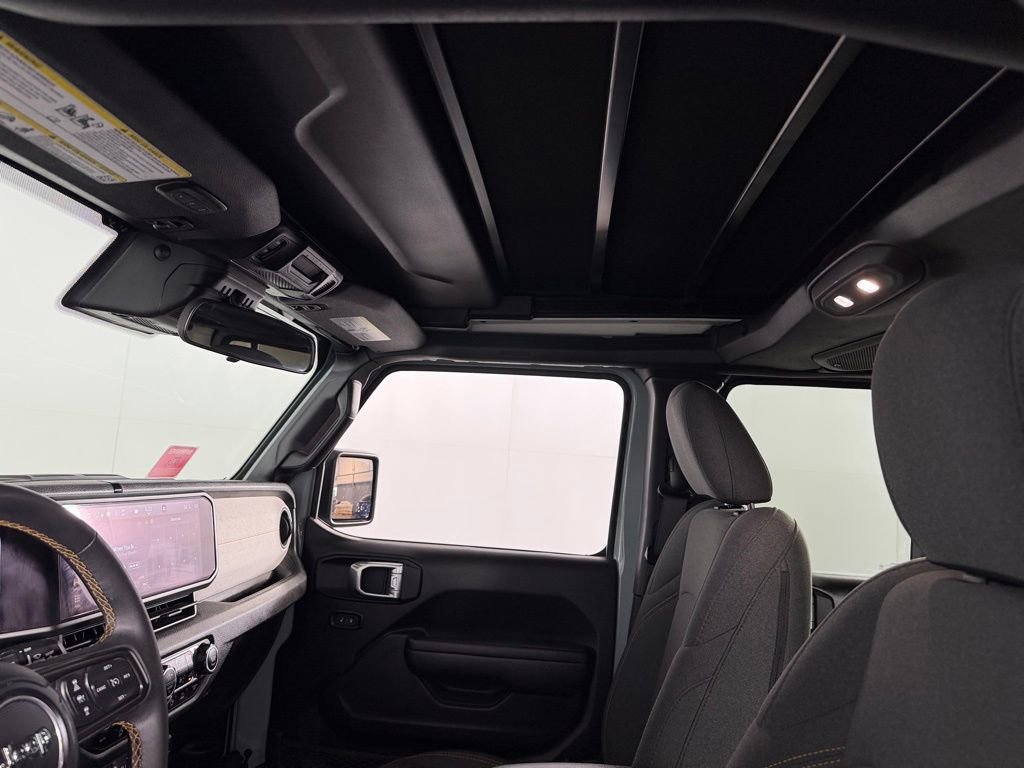 Used 2024 Jeep Wrangler Sport S image 25