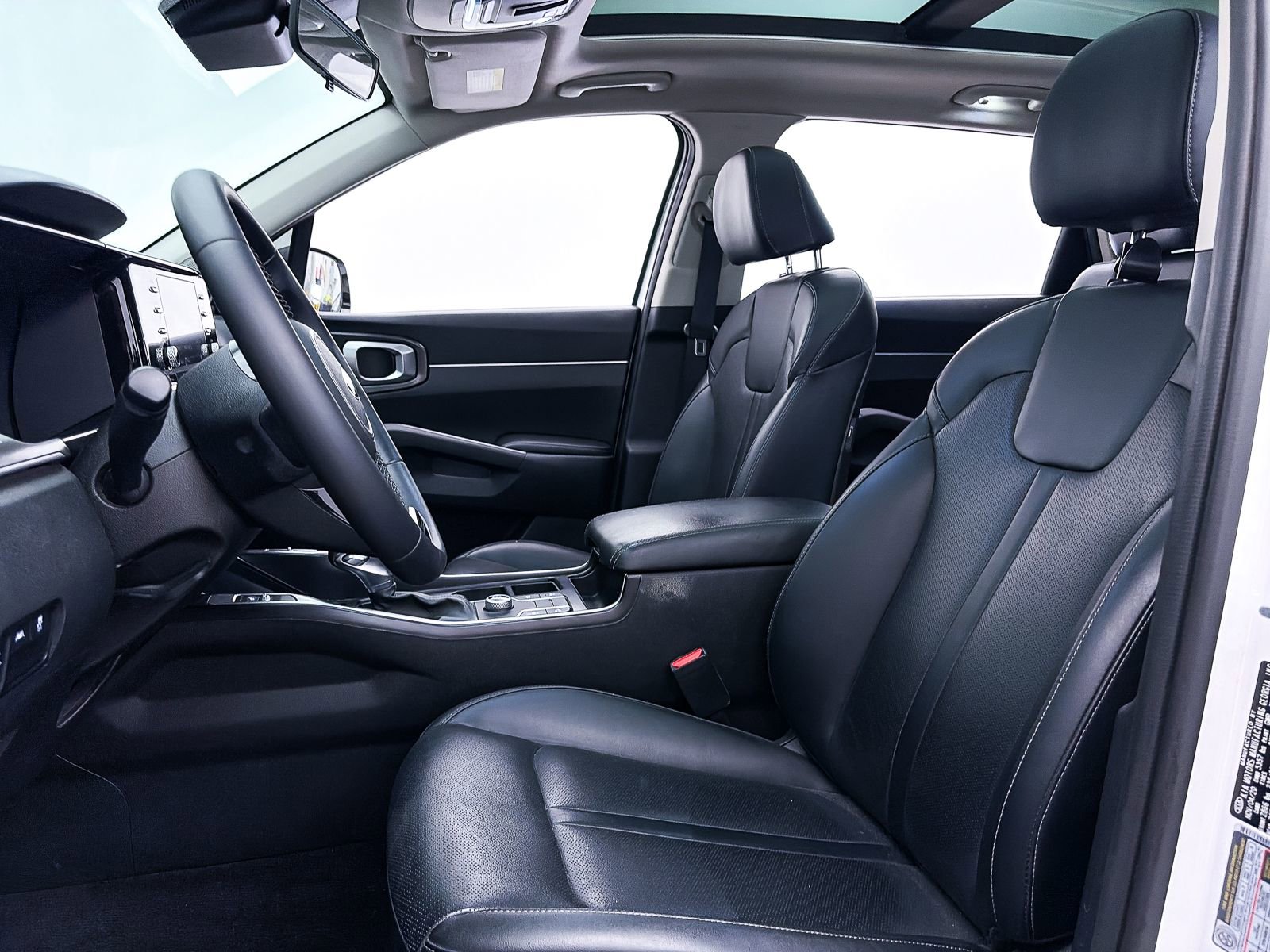 Used 2021 Kia Sorento S w/ Panoramic Sunroof Package image 18