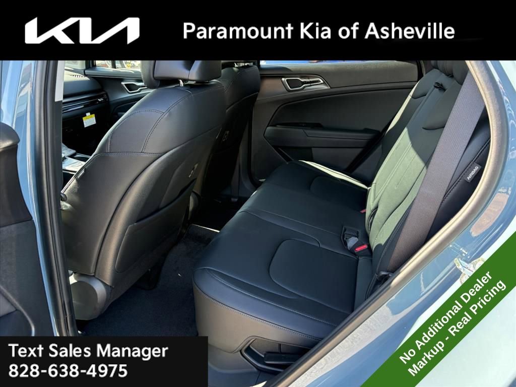 New 2026 Kia Sportage EX image 23