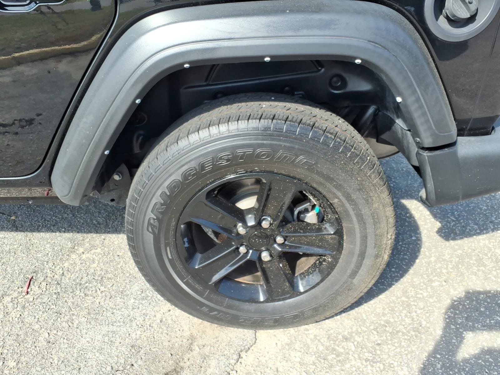Used 2022 Jeep Wrangler Unlimited Sport AWD/4WD image 6