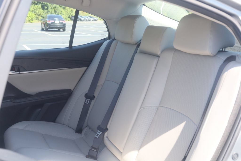 Used 2026 Toyota Corolla LE AWD/4WD image 18
