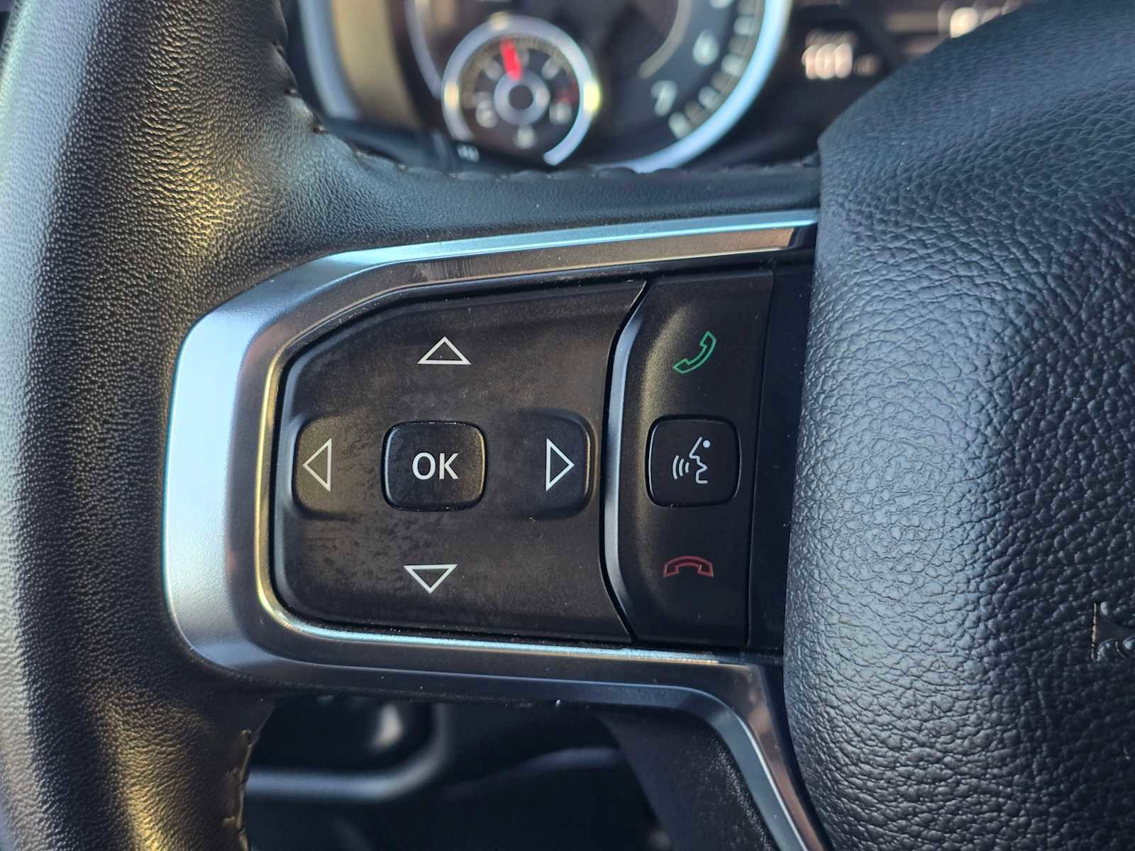 Used 2024 RAM 1500 Laramie image 34