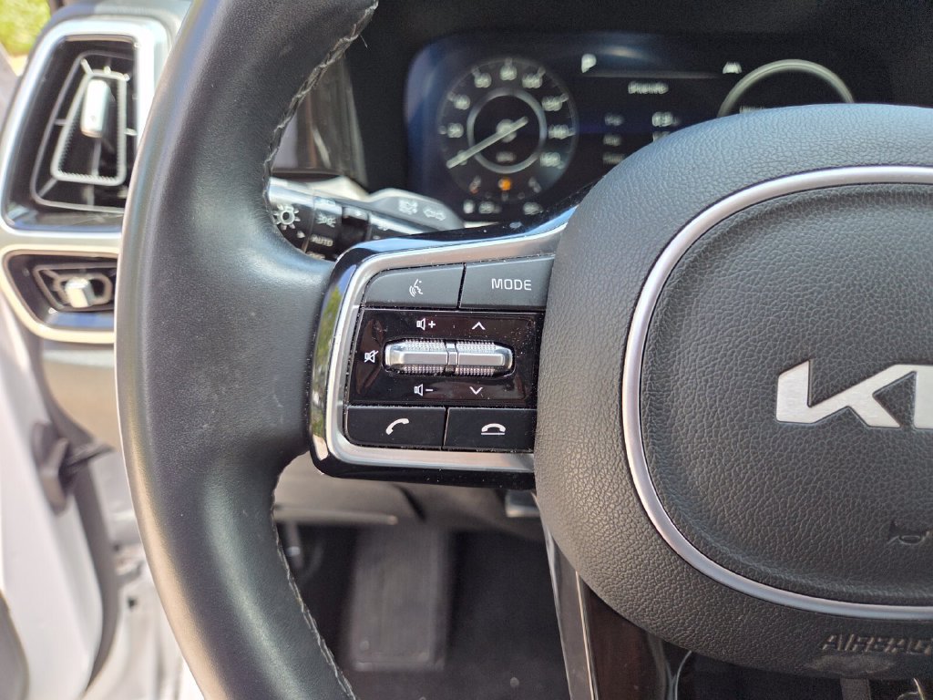 Used 2023 Kia Sorento SX FWD image 36