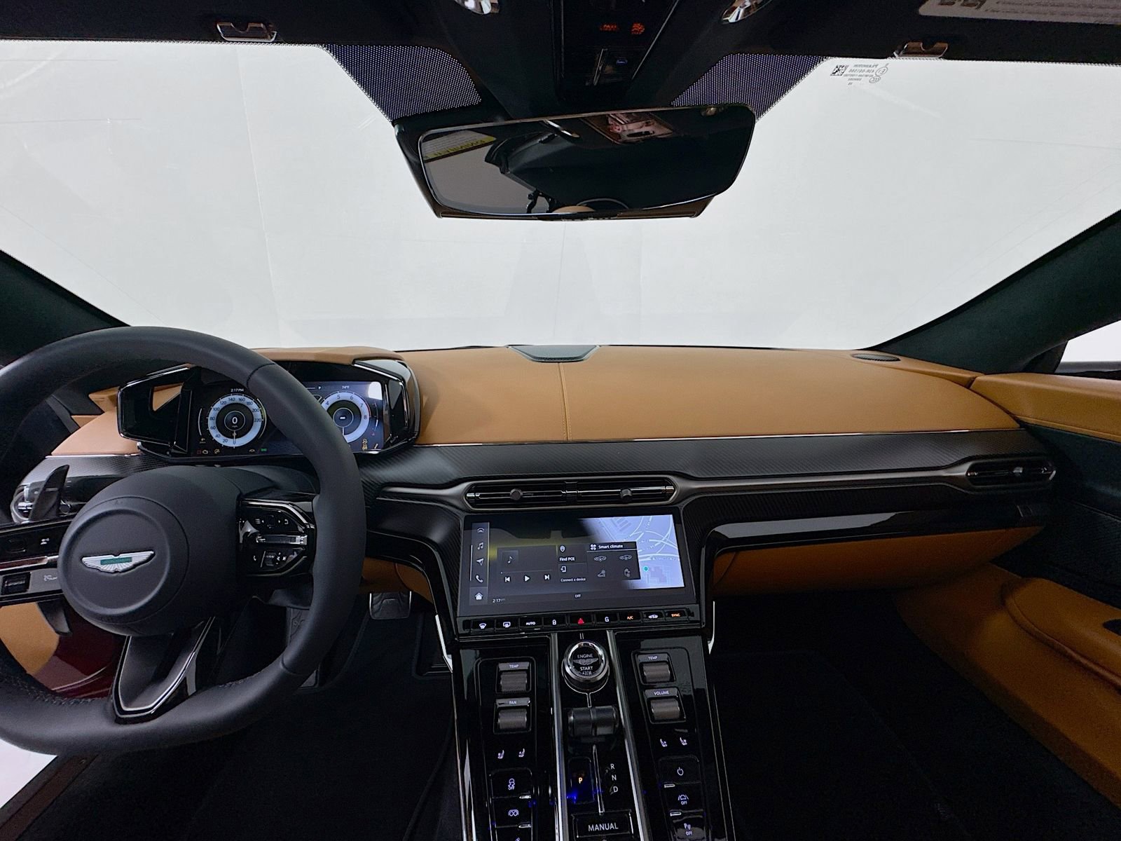 Used 2026 Aston Martin V8 Vantage Coupe image 21