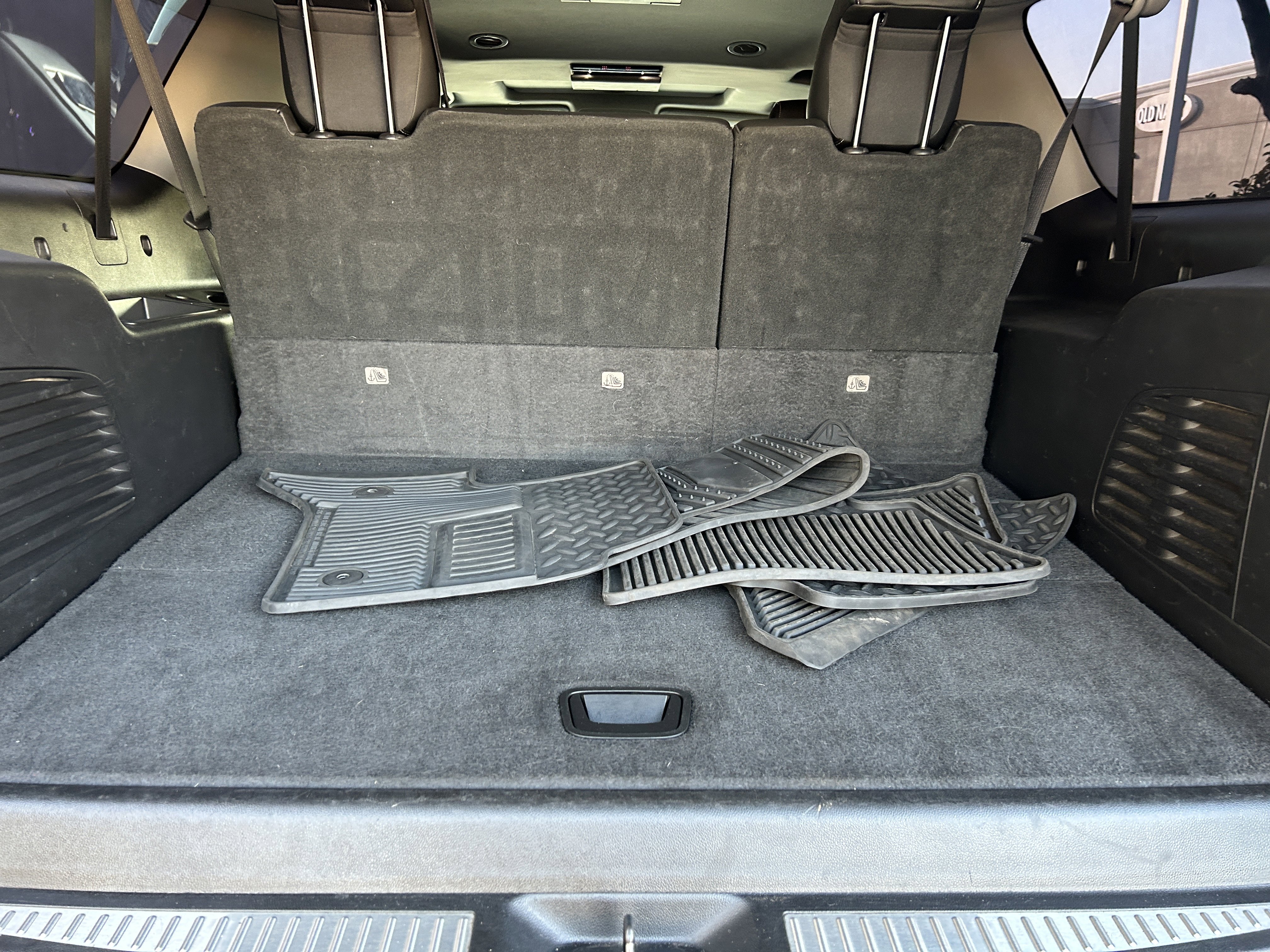Used 2019 Chevrolet Suburban Premier image 39