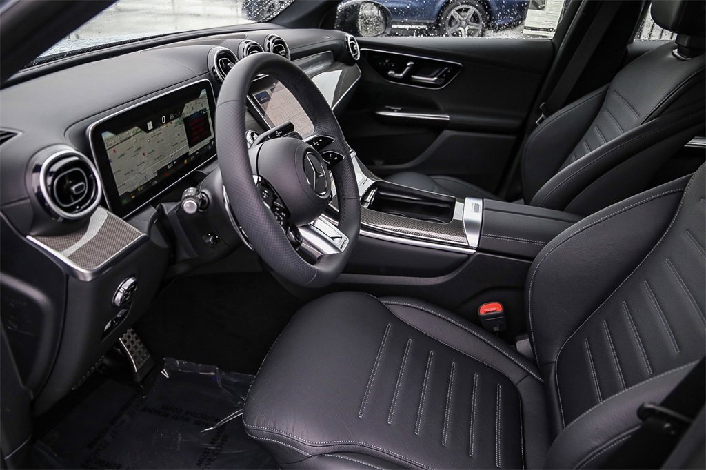 Used 2024 Mercedes-Benz GLC 43 AMG 4MATIC image 24