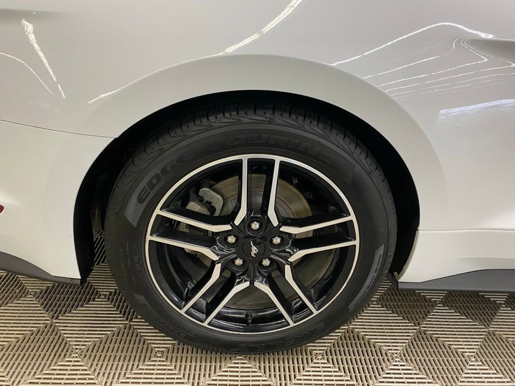 Used 2022 Ford Mustang Premium image 11