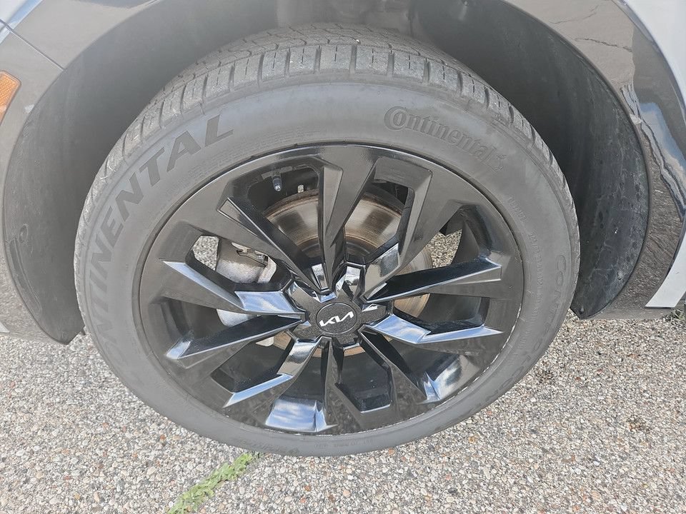 Used 2023 Kia Sorento SX FWD image 28