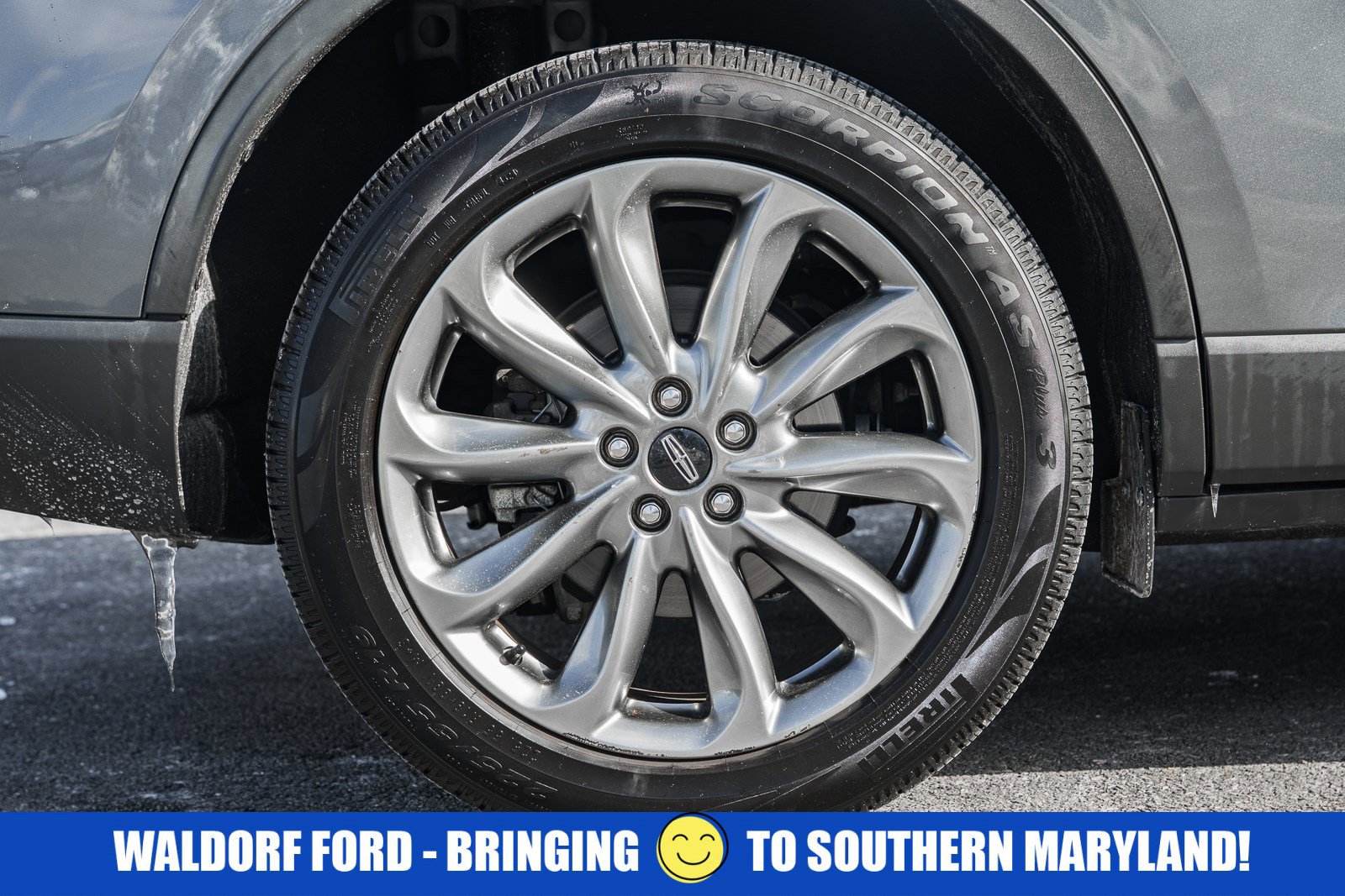 Used 2022 Lincoln Corsair Standard w/ Premium Package image 18