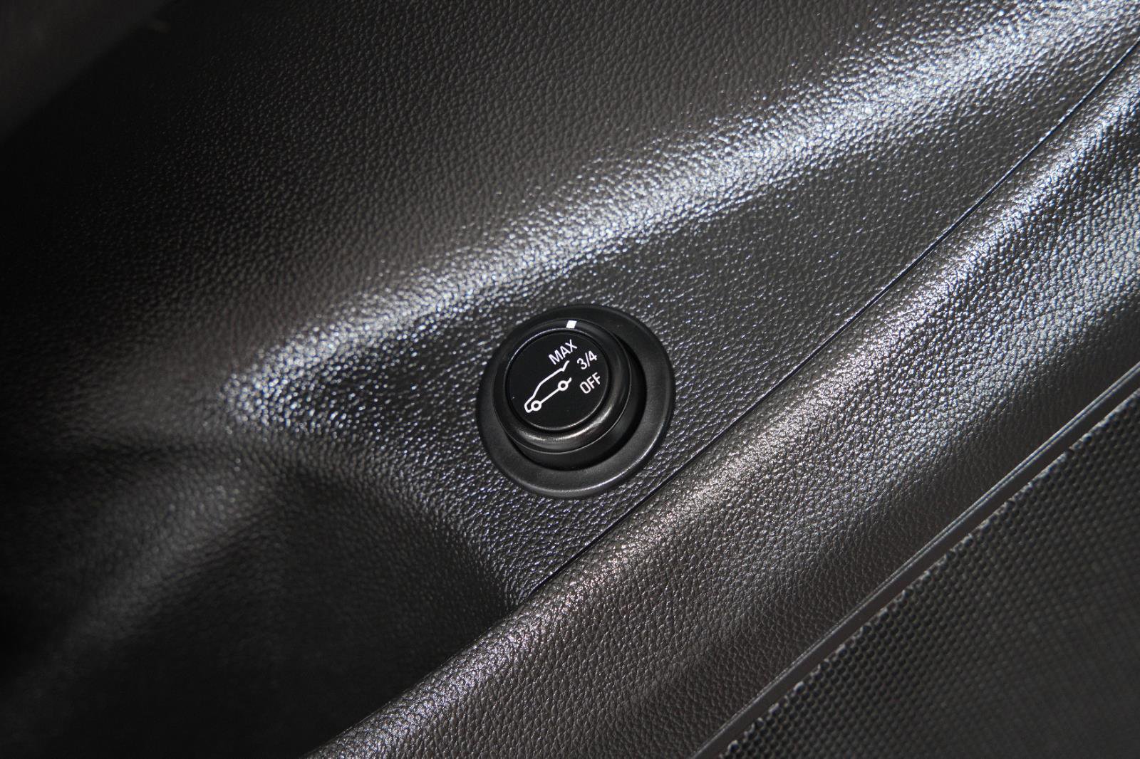 Used 2019 Buick Envision Essence image 27