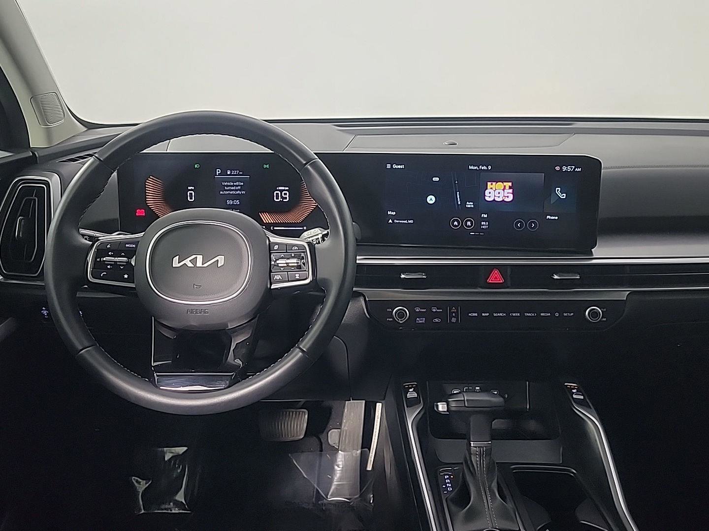 Used 2025 Kia Sorento EX w/ Panoramic Sunroof Package image 23