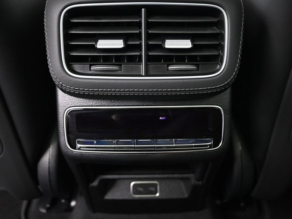 Used 2026 Mercedes-Benz GLS 63 AMG 4MATIC image 8