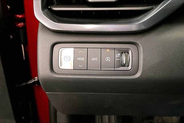 Used 2025 GMC Acadia AT4 w/ LPO, Floor Liner Package image 41