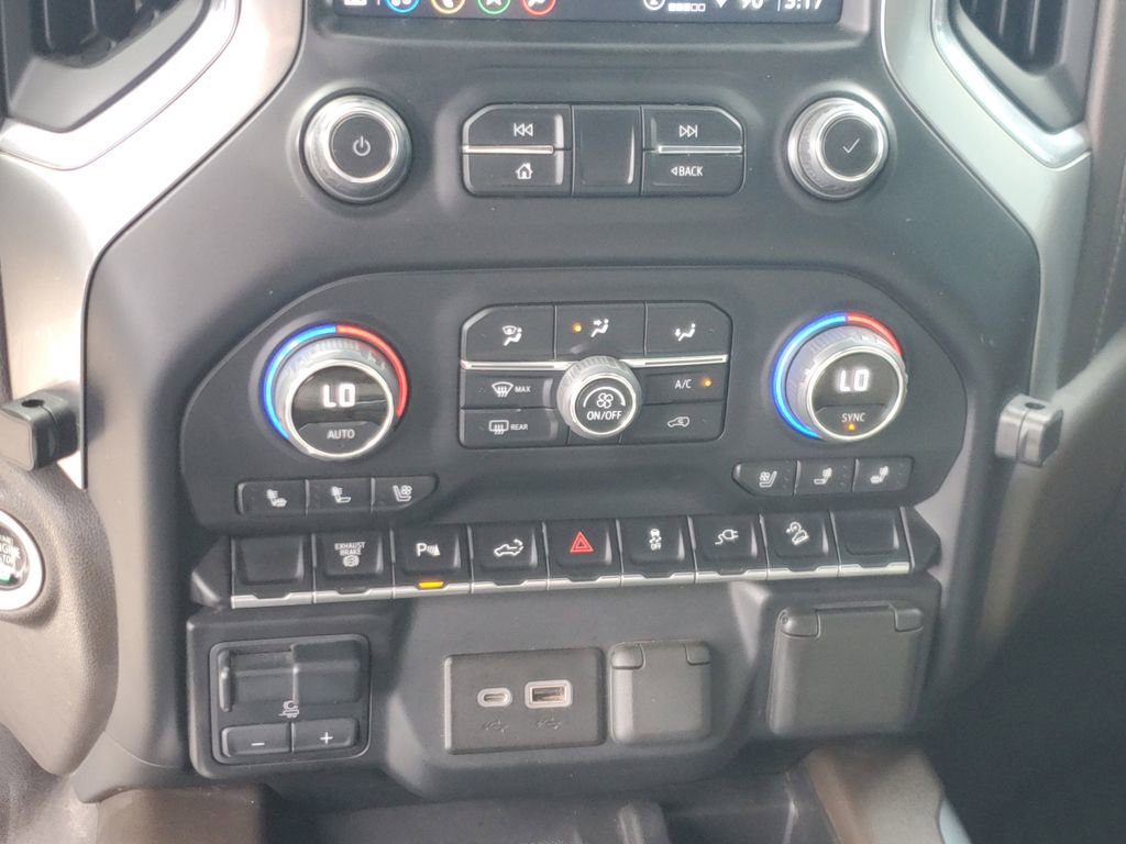 Used 2022 Chevrolet Silverado 2500 LTZ w/ LTZ Texas Edition AWD/4WD image 28