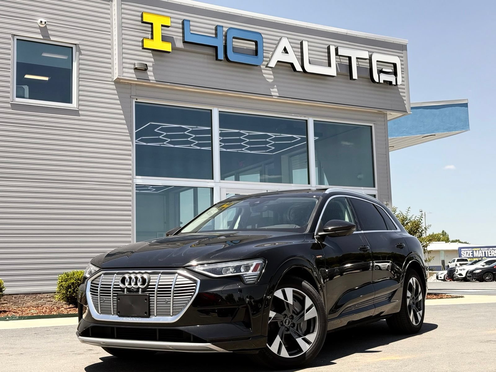 Used 2023 Audi e-tron Premium Plus w/ Premium Plus Package AWD/4WD image 1