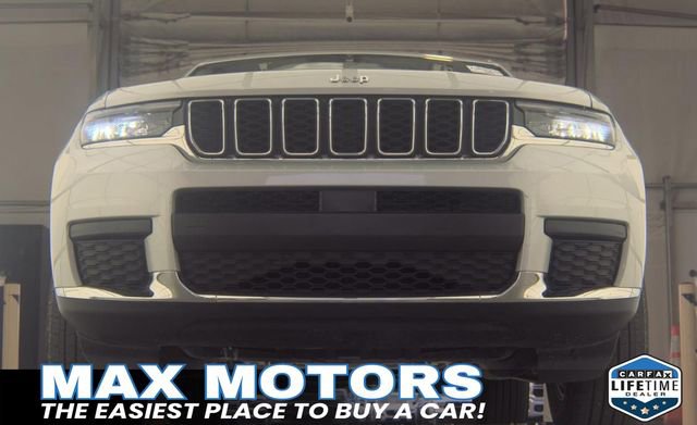 Used 2023 Jeep Grand Cherokee L Laredo w/ Luxury Tech Group I AWD/4WD image 3