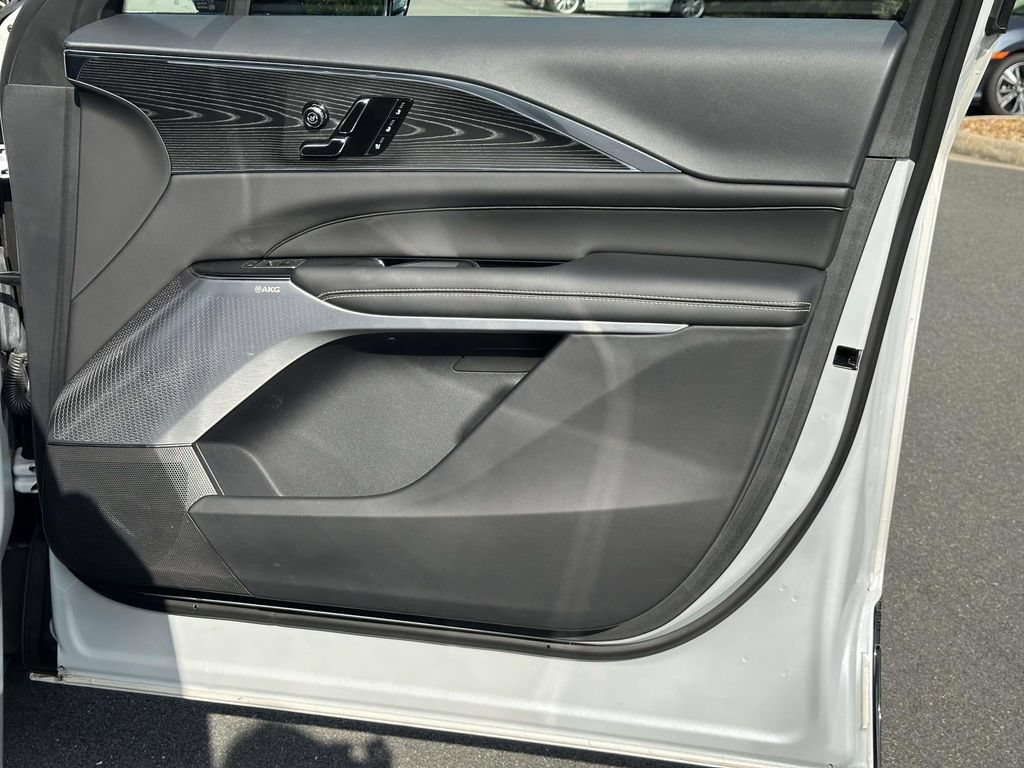 Certified 2024 Cadillac Lyriq Sport w/ LPO, Floor Liner Package AWD/4WD image 27