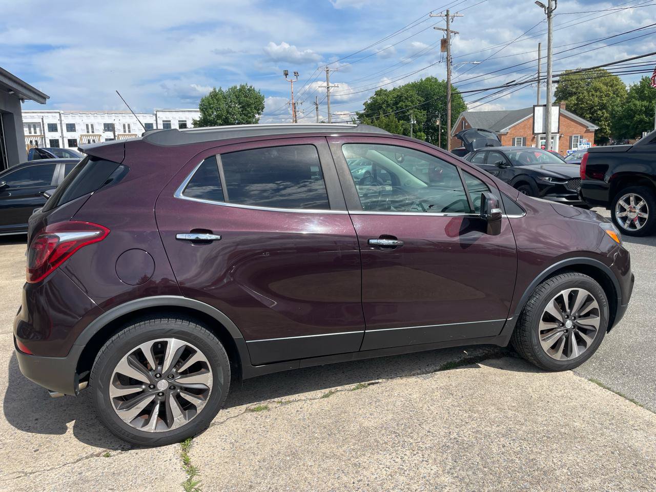 Used 2017 Buick Encore Essence FWD image 9