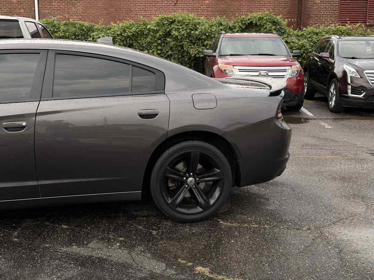 Used 2018 Dodge Charger R/T RWD image 7