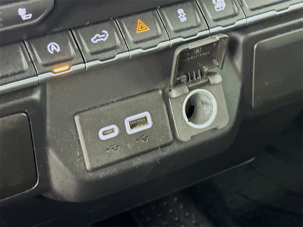 Used 2019 Chevrolet Silverado 1500 LT w/ All-Star Edition image 29