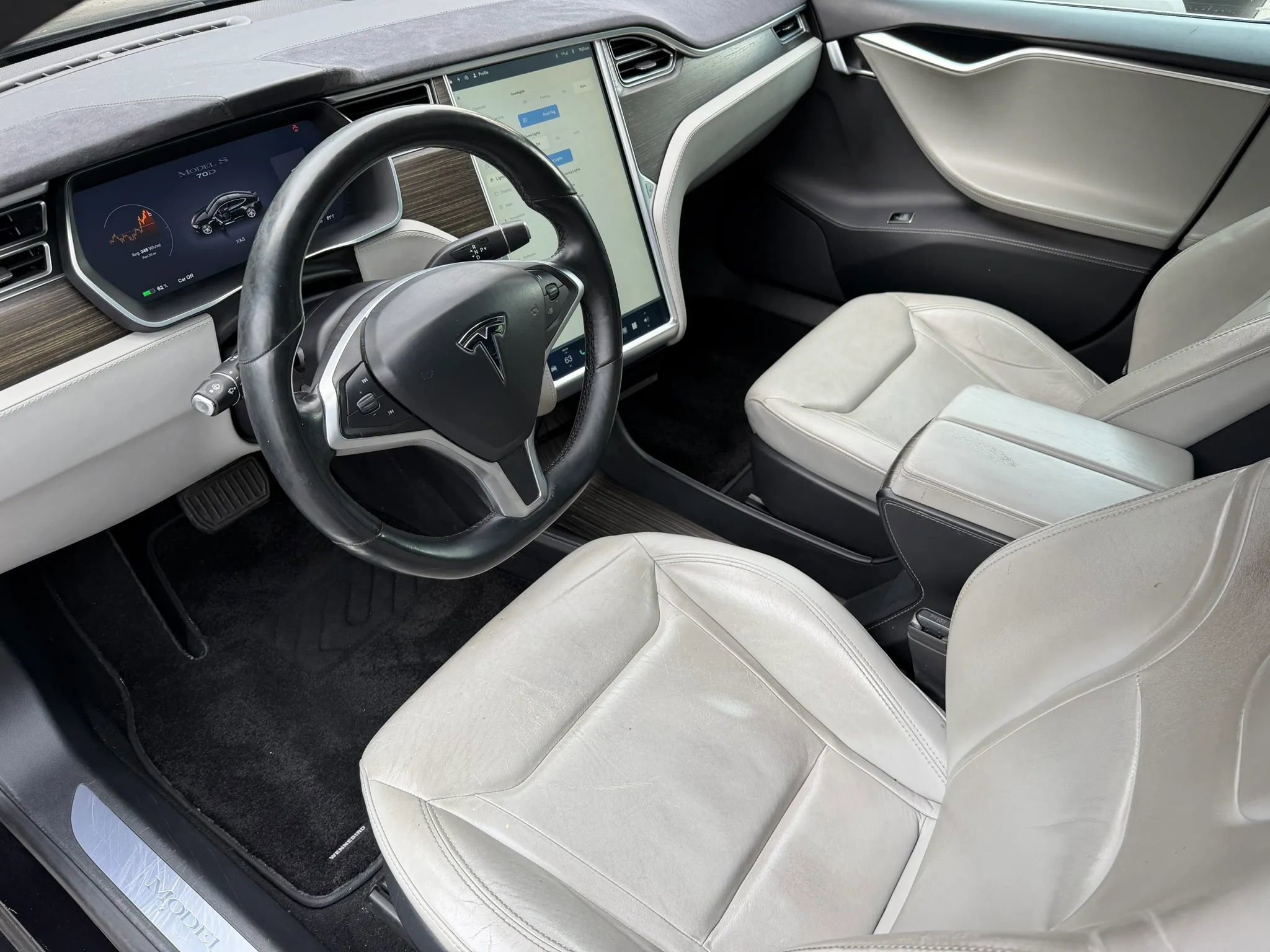Used 2015 Tesla Model S 70D AWD/4WD image 14