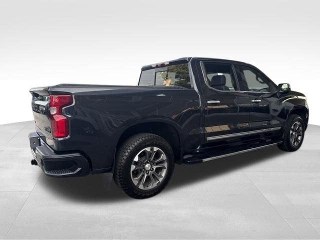 Used 2023 Chevrolet Silverado 1500 High Country w/ Technology Package image 5