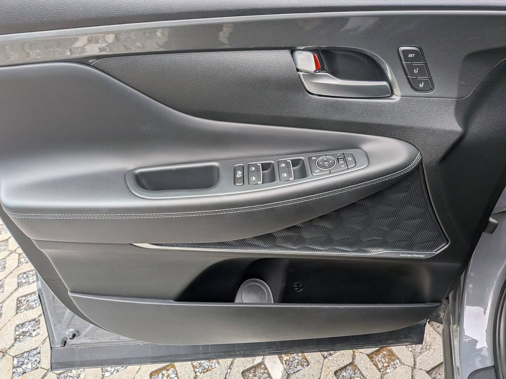 Used 2022 Hyundai Santa Fe Limited AWD/4WD image 14