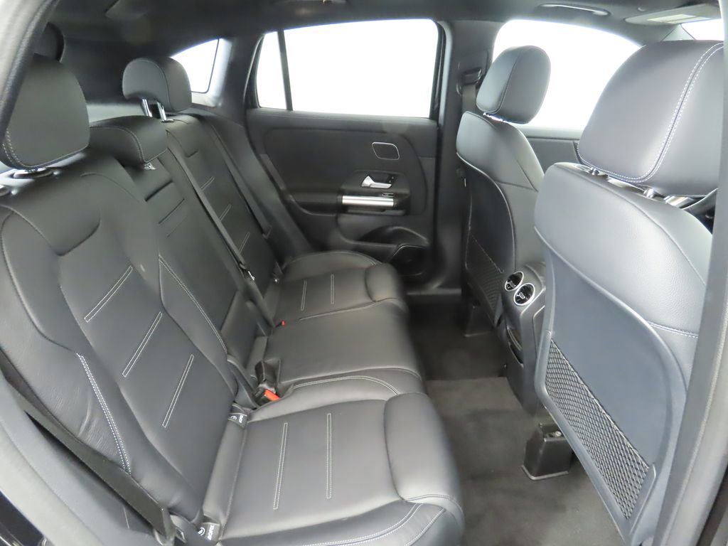 Certified 2025 Mercedes-Benz GLA 250 image 21