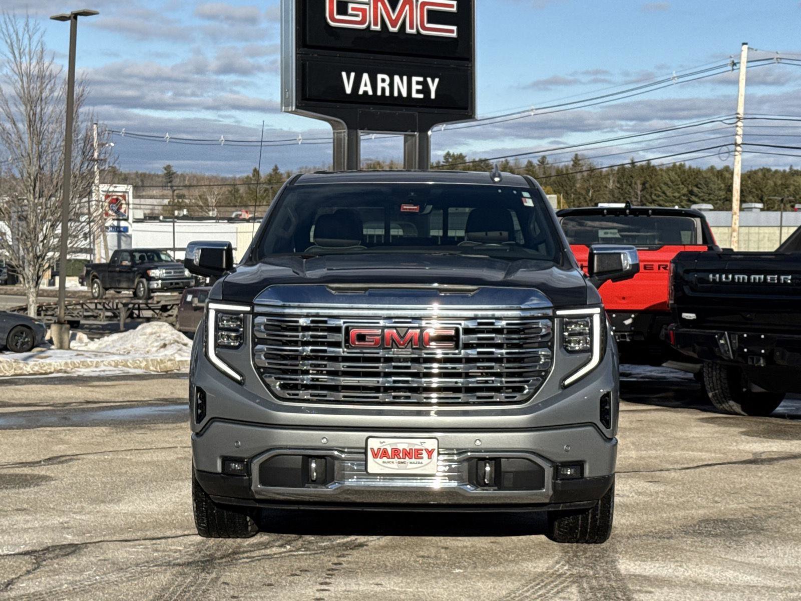 Used 2024 GMC Sierra 1500 Denali image 2