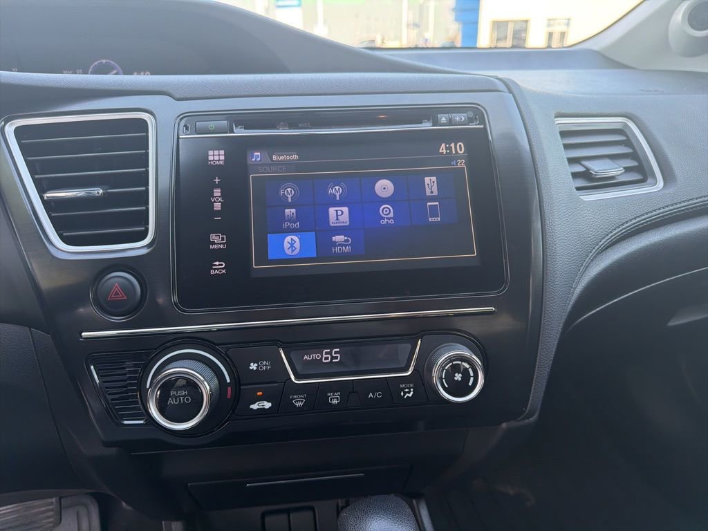Used 2015 Honda Civic SE image 17