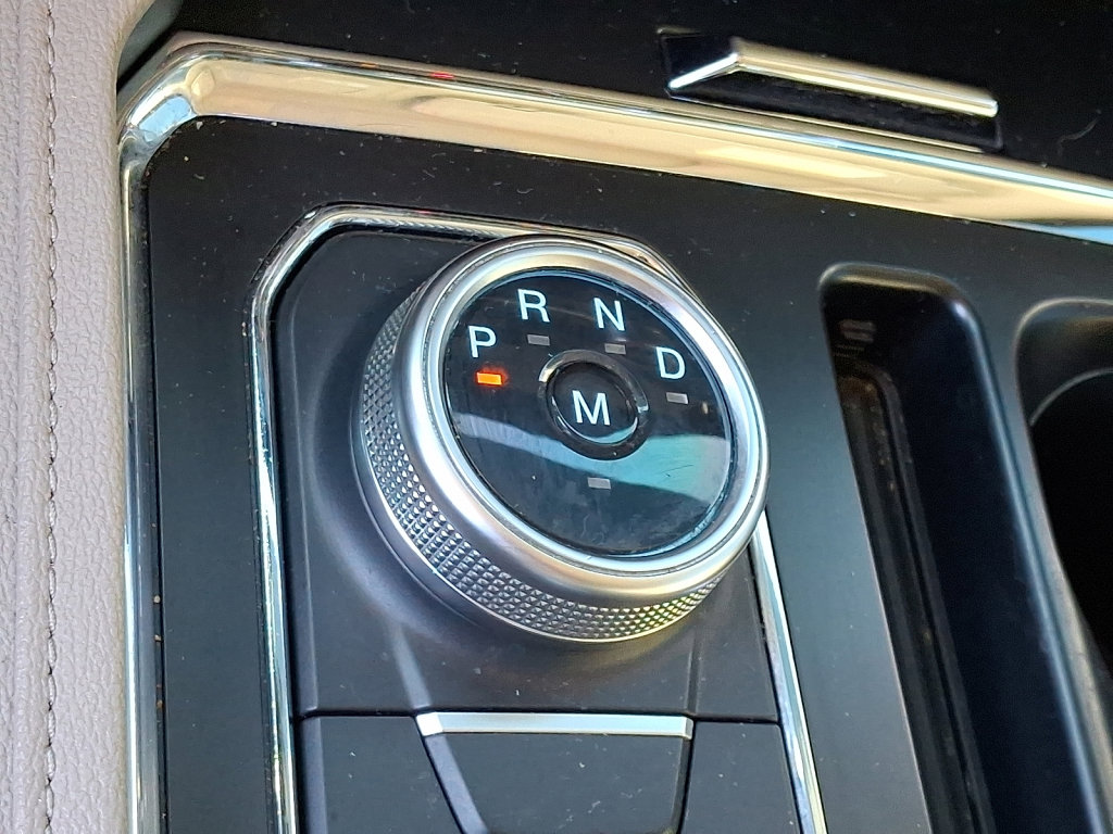 Used 2022 Ford Expedition XLT image 27