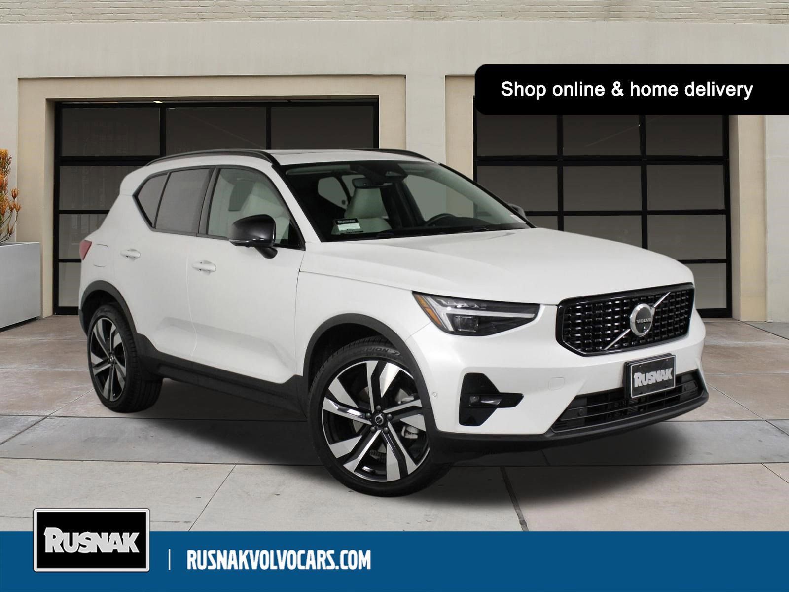 Used 2026 Volvo XC40 B5 Ultra w/ Climate Package