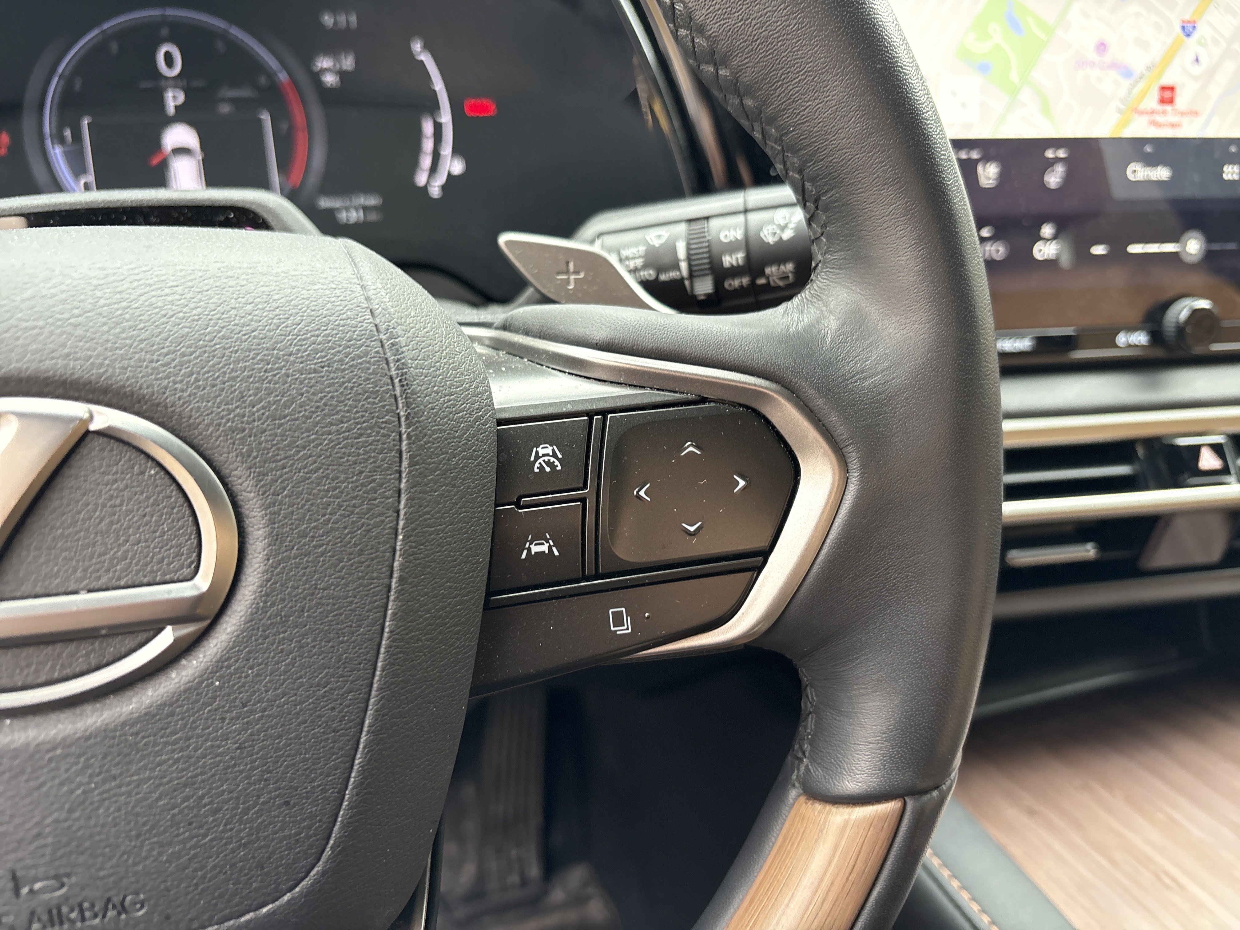 Used 2023 Lexus RX 350 Premium Plus w/ Accessory Package (Z1) AWD/4WD image 20