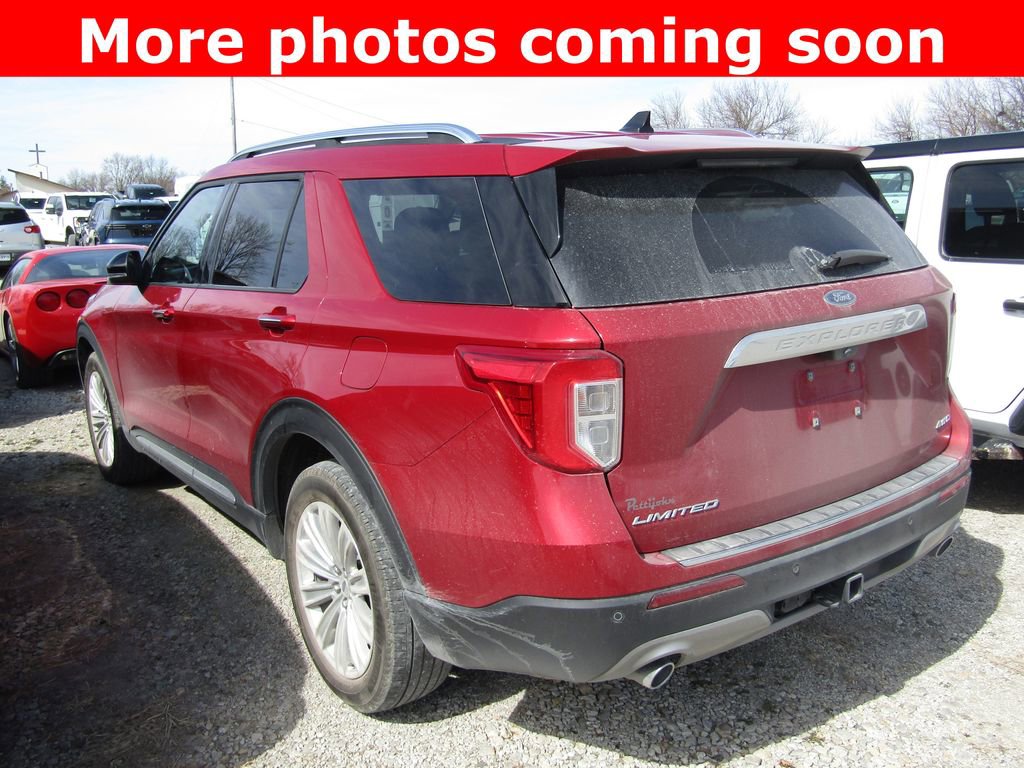 Used 2024 Ford Explorer Limited w/ Equipment Group 301A image 3