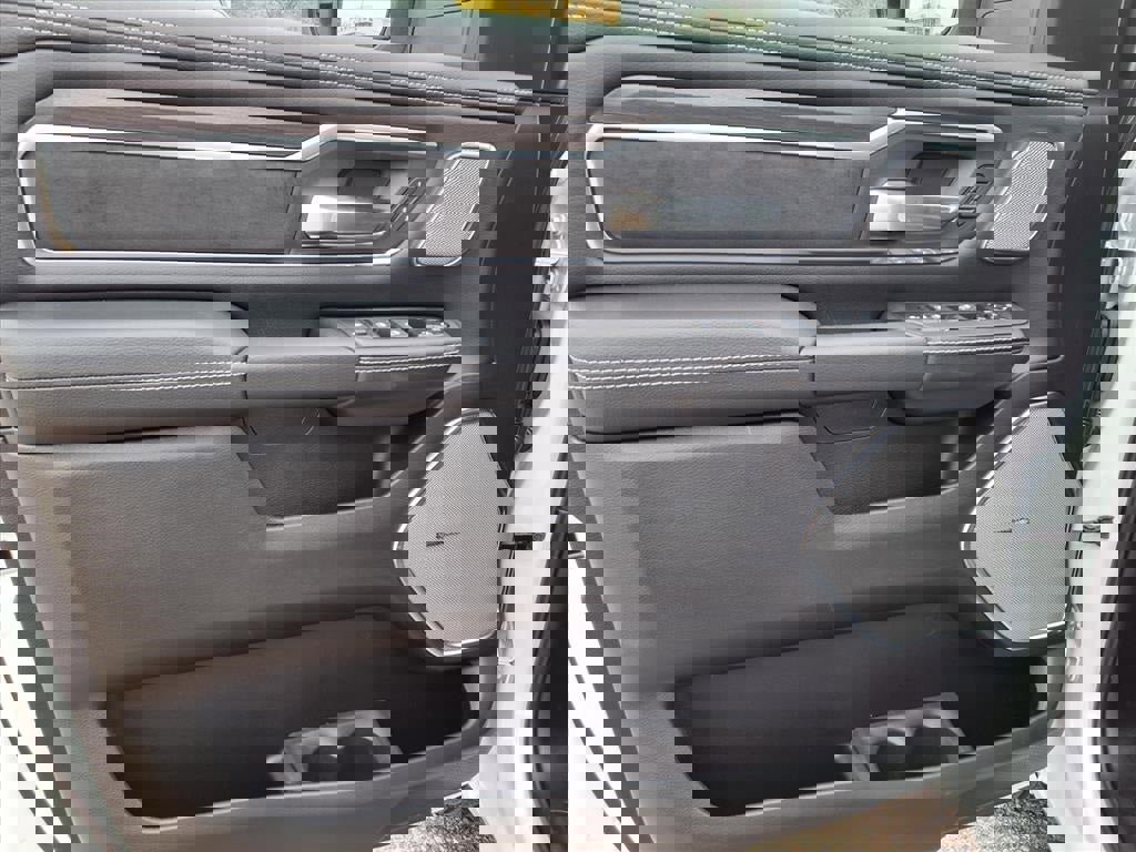 New 2026 RAM 1500 Laramie w/ Night Edition image 20