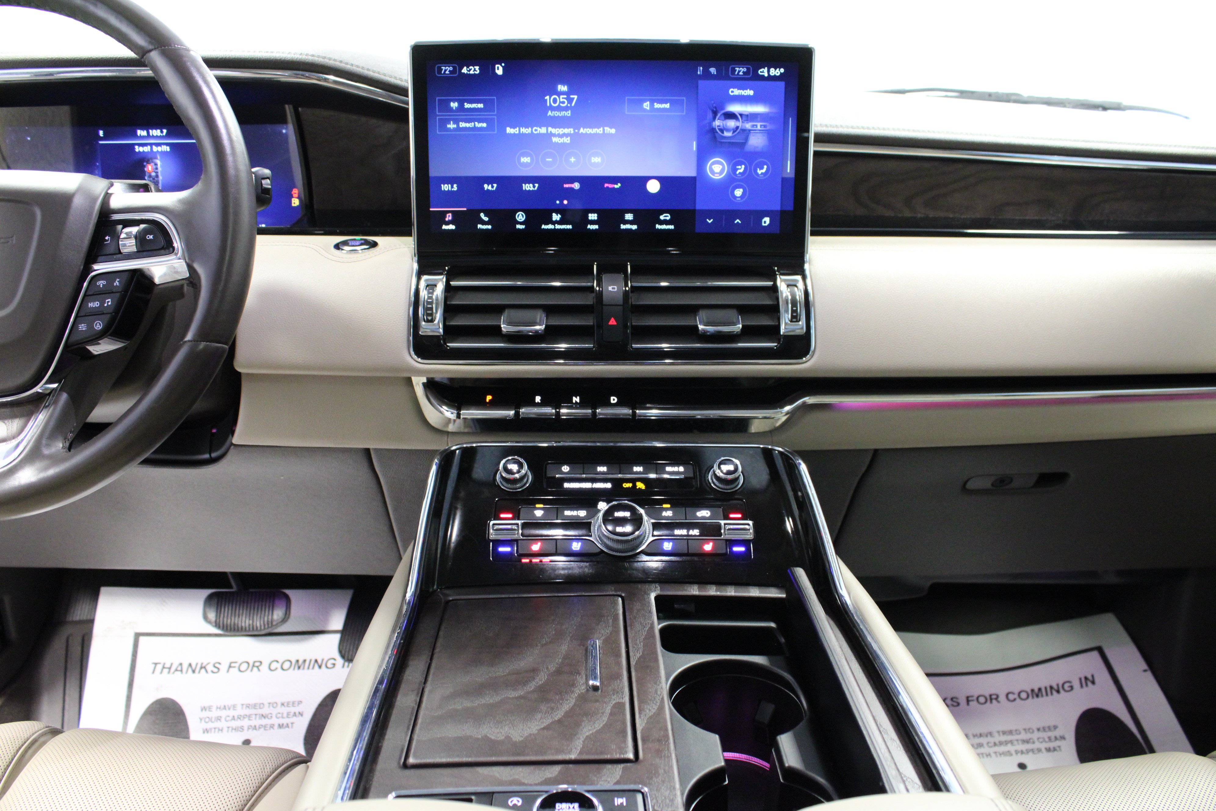 Used 2024 Lincoln Navigator L Reserve AWD/4WD image 19